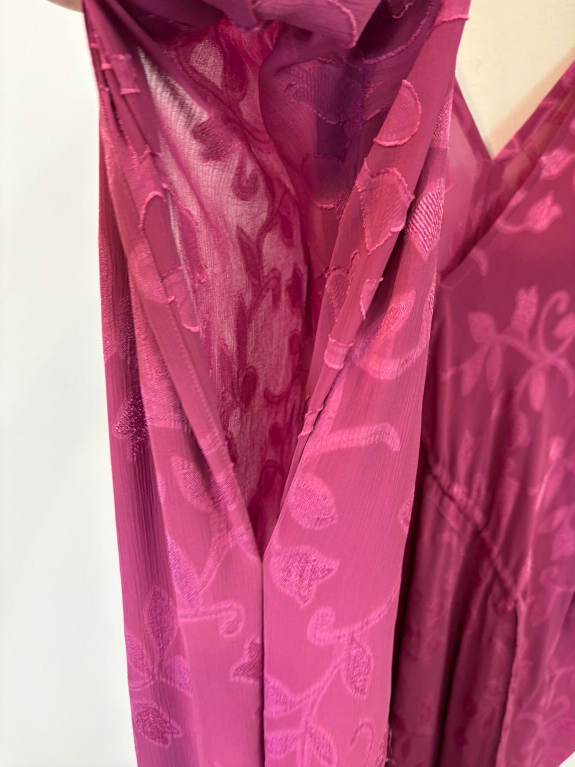 H&M. Vestido kaftán buganvilla textura