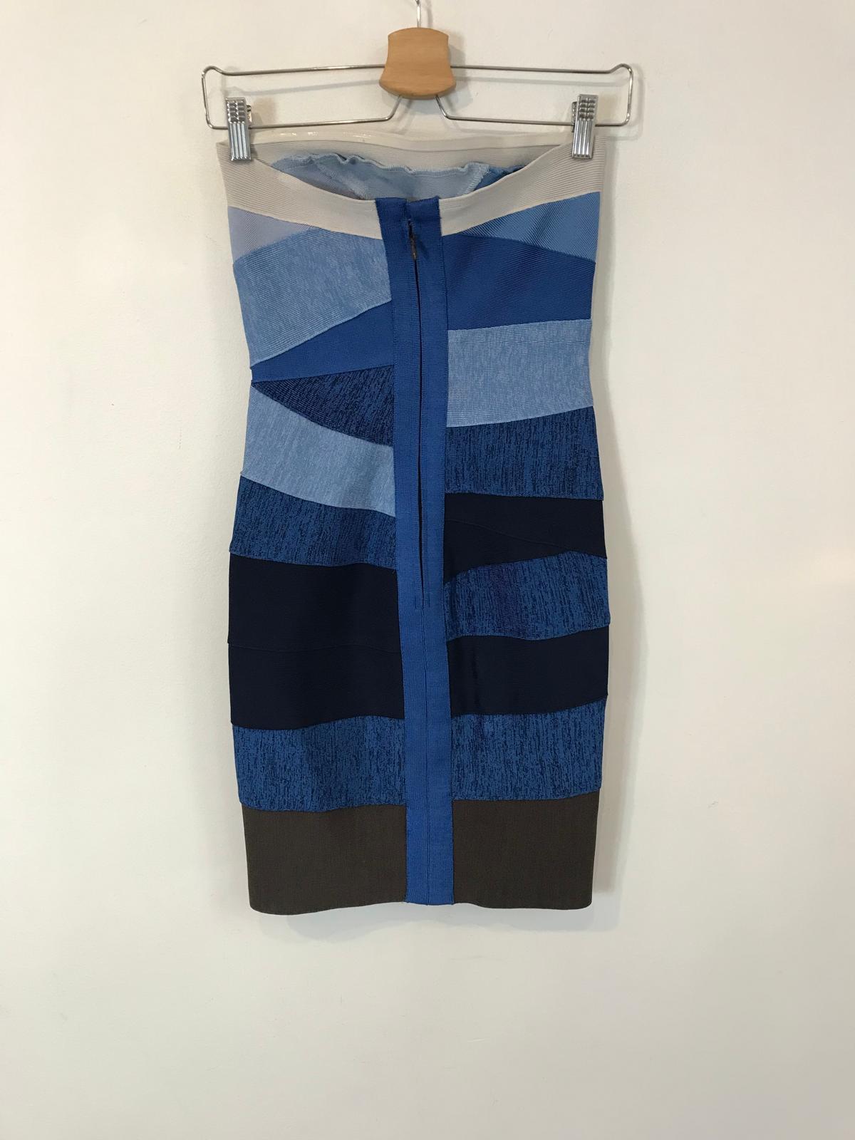 HERVE LEGER. Vestido entallado palabra de honor