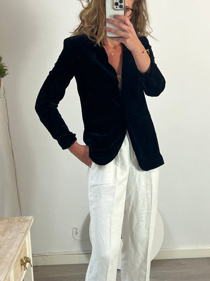 CAMILLE x MANGO. Blazer negra terciopelo fluida. T XS