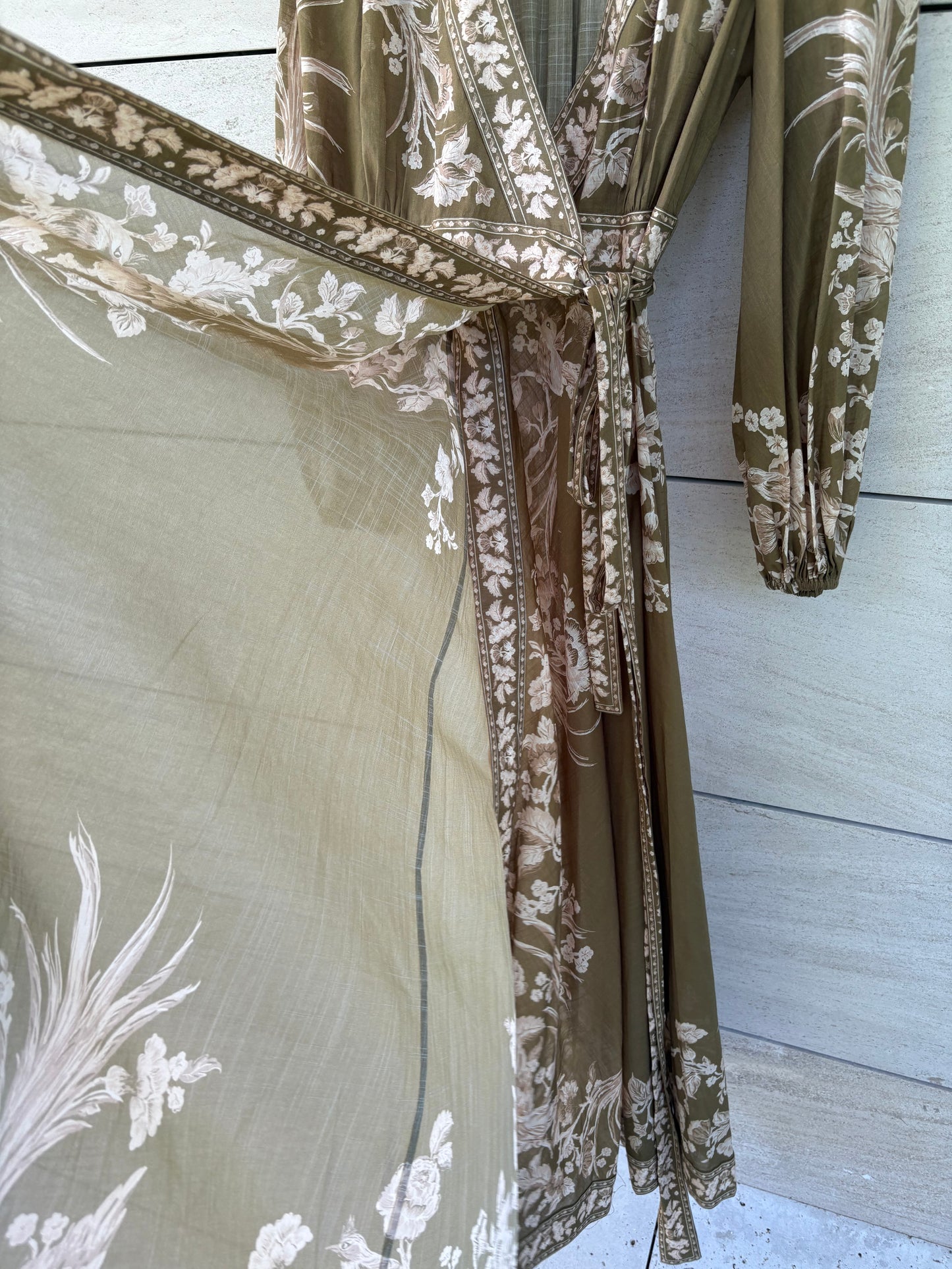 ZIMMERMANN. Vestido midi cruzado estampado floral