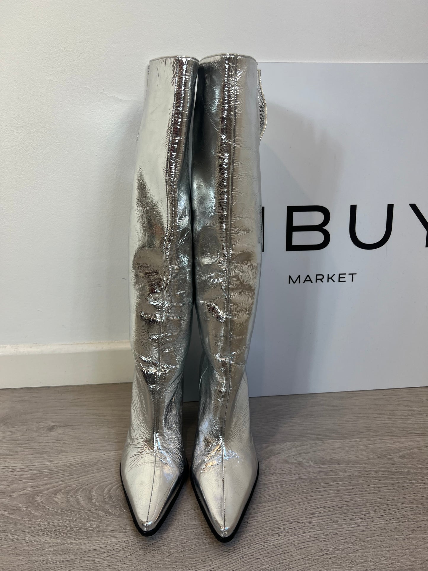 ZARA. Botas plateadas. T 38