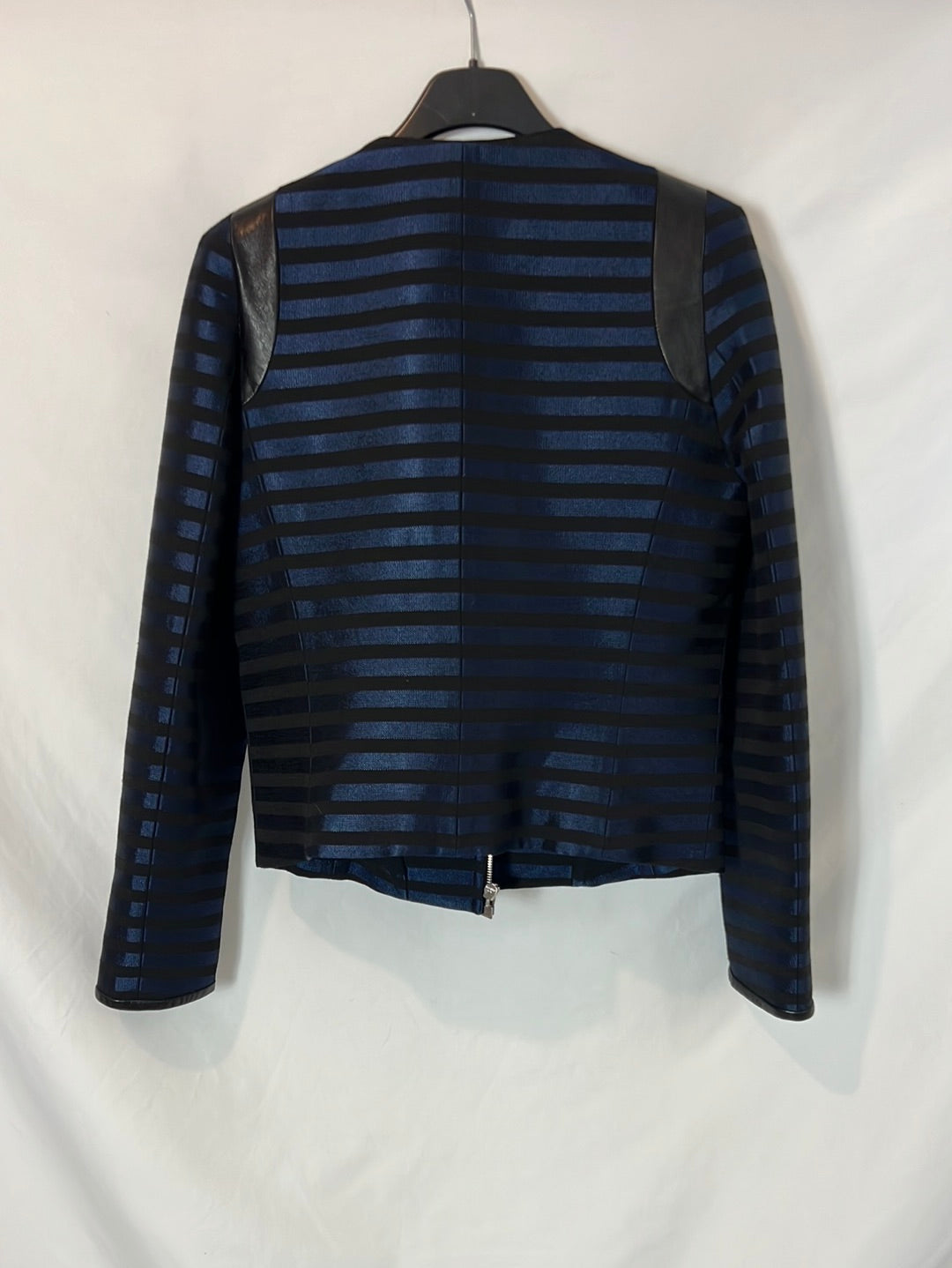 CLAUDIE PIERLOT. Two-tone texture jacket. T 36