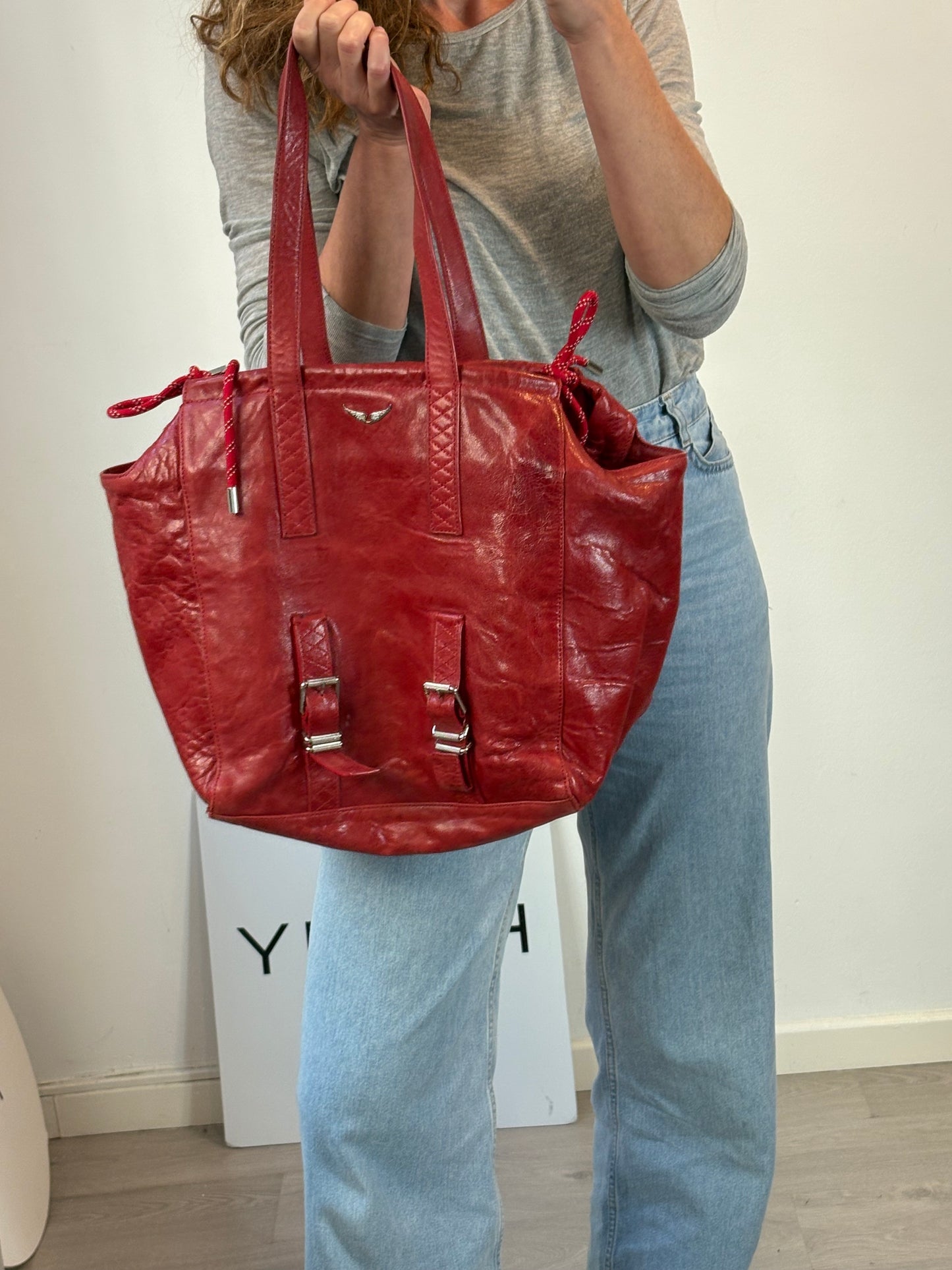 ZADIG & VOLTAIRE. Bolso shopper rojo piel