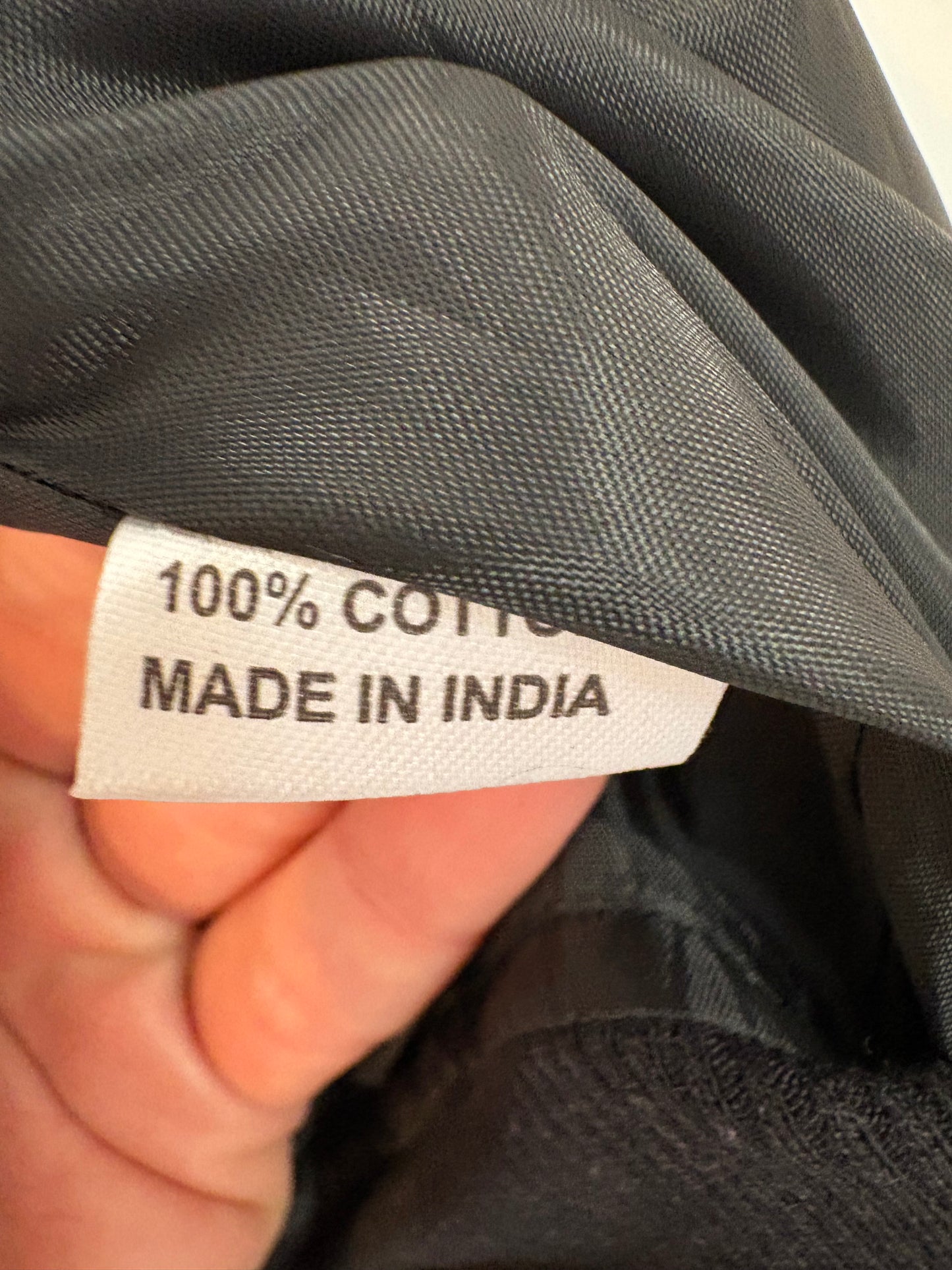 OTRAS. Bomber hilos dorados textura. T L