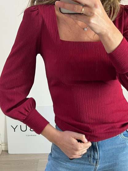 POLIN ET MOI. Burgundy Ts texture top