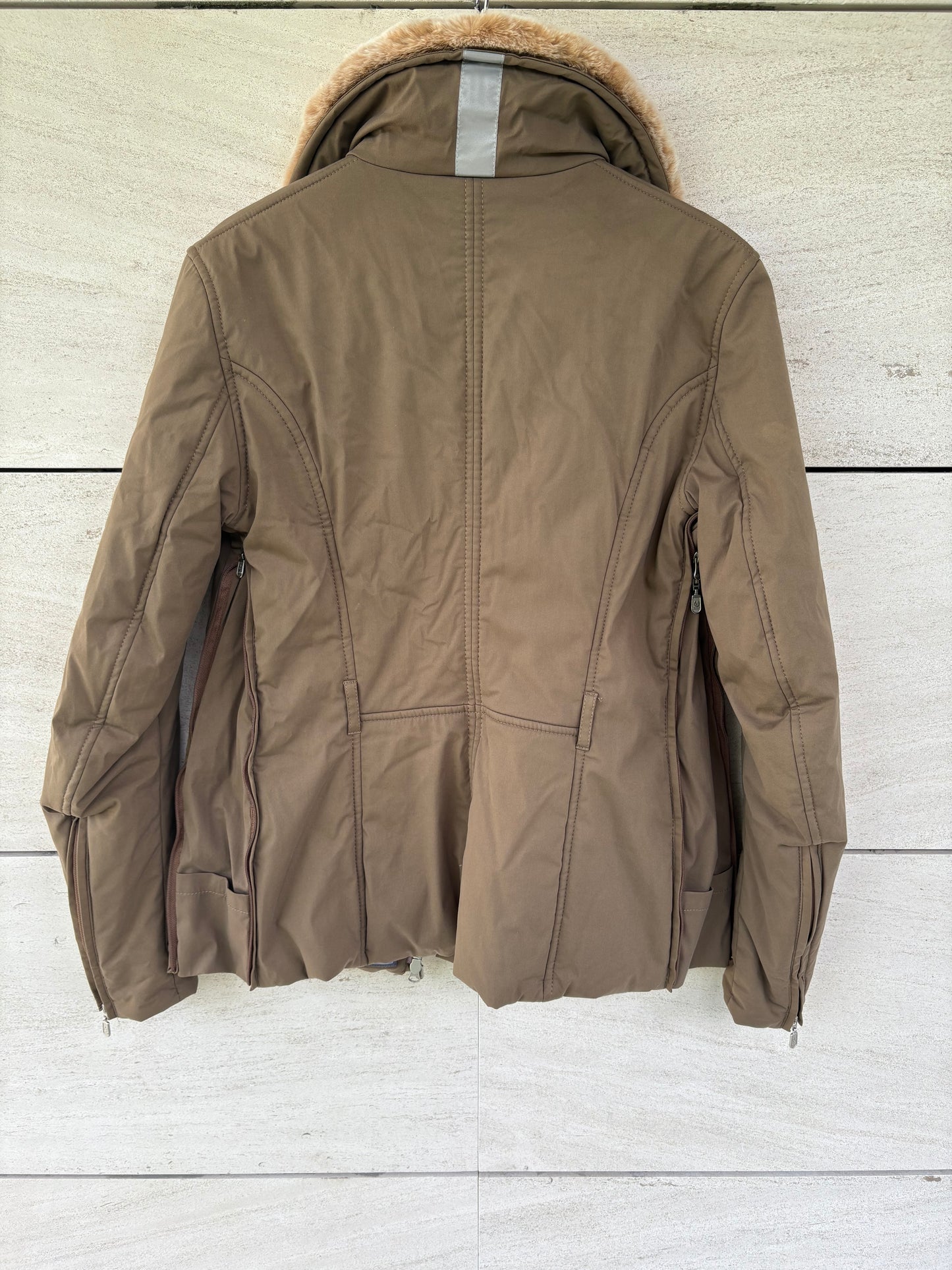 BELSTAFF. Khaki green quilted jacket with pockets. TM