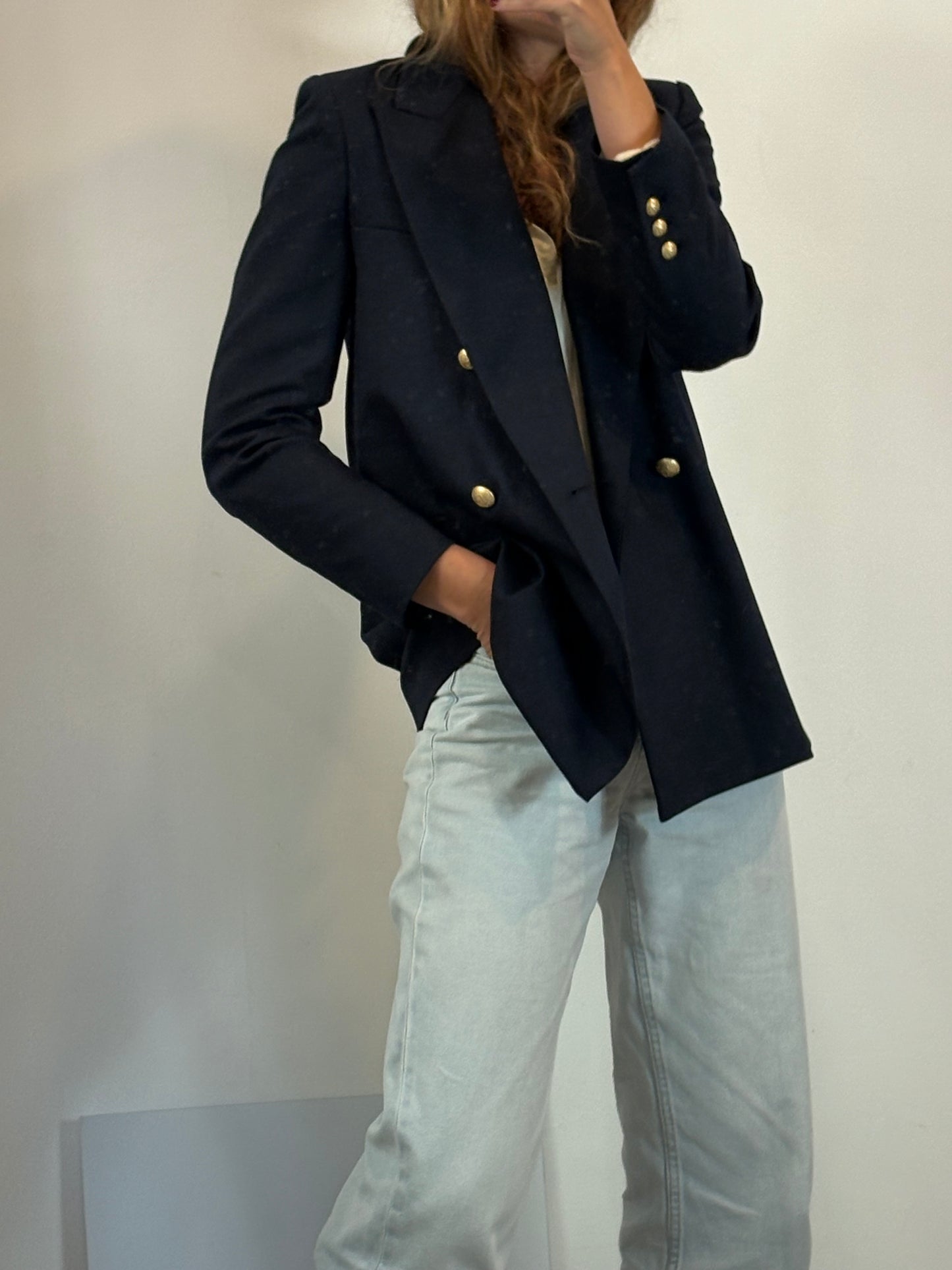 LLOYD´S . Blazer azul botones dorados