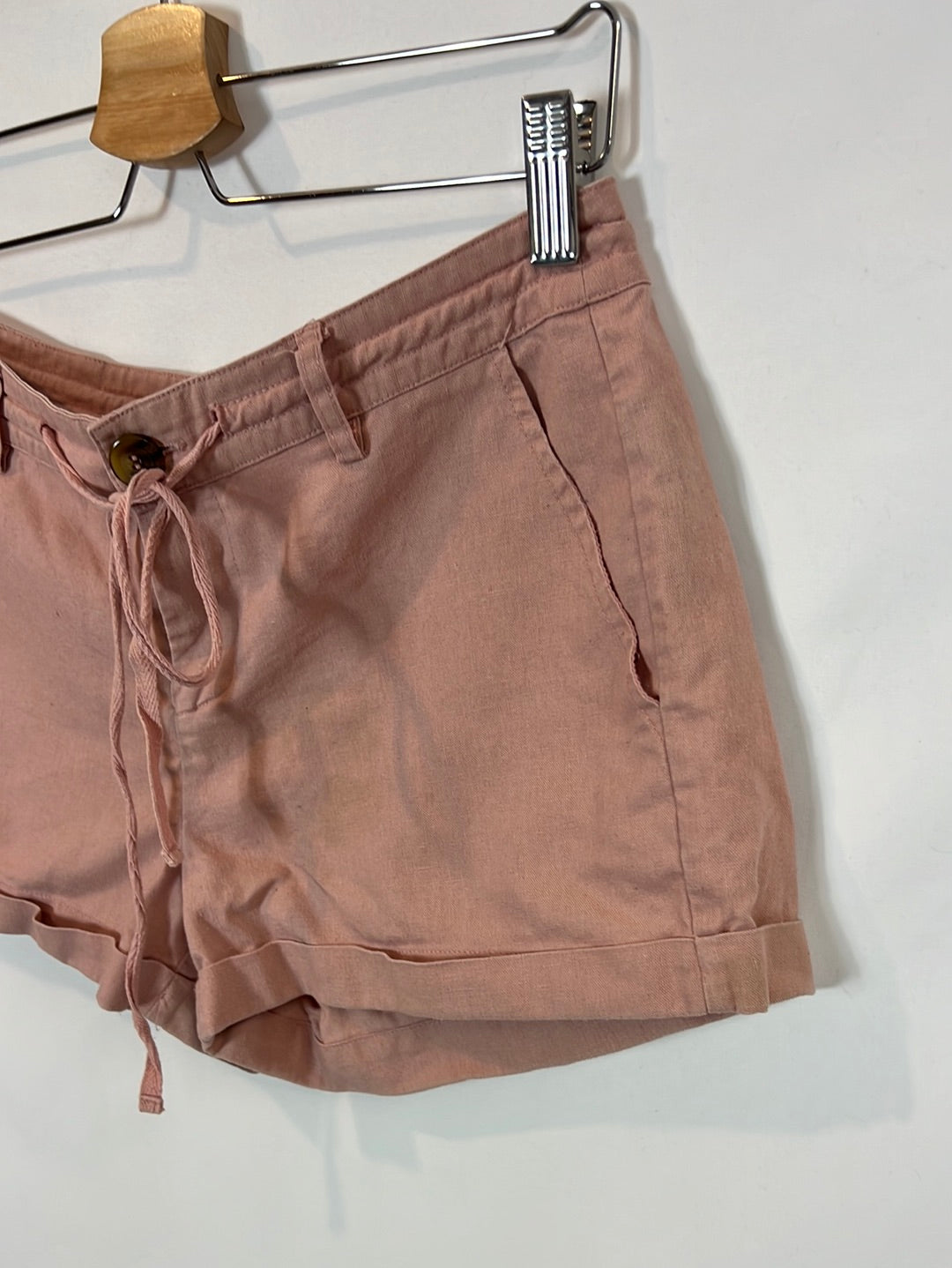 FOREVER 21. Pantalón corto rosa palo. T XS