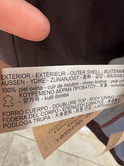 MASSIMO DUTTI. Cazadora burdeos piel