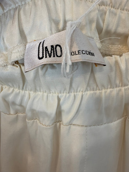 UMO COLLECTION. Pantalón satinado bolsillos. T 38