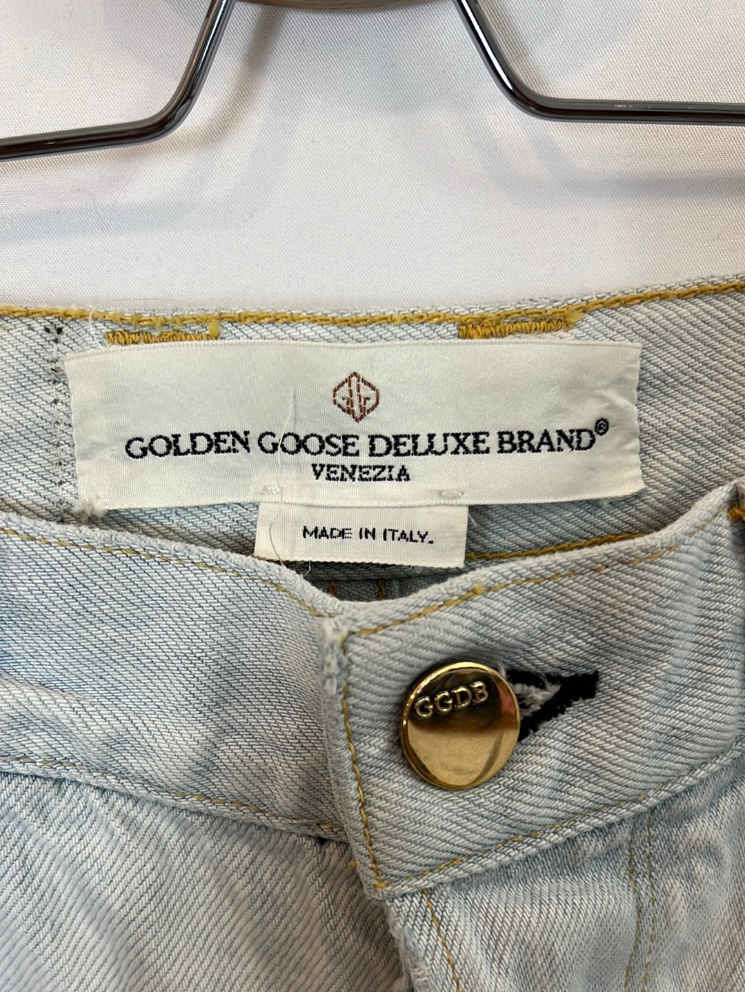 GOLDEN GOOSE. Light button-down denim. Size 25 (34)