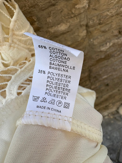 ZARA. Beige flowing blouse. Size M