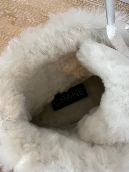 OTRAS. Botines borrego suela esparto. T 38