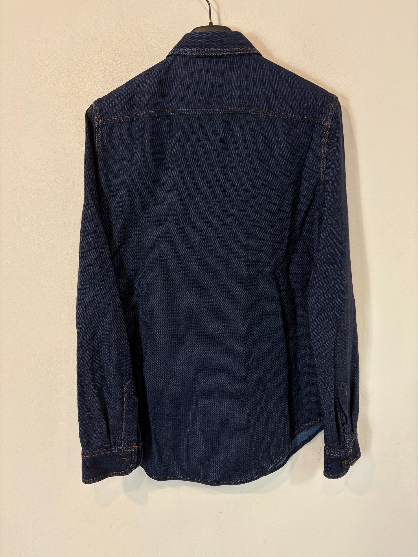 MASSIMO DUTTI. Light denim shirt. T XS