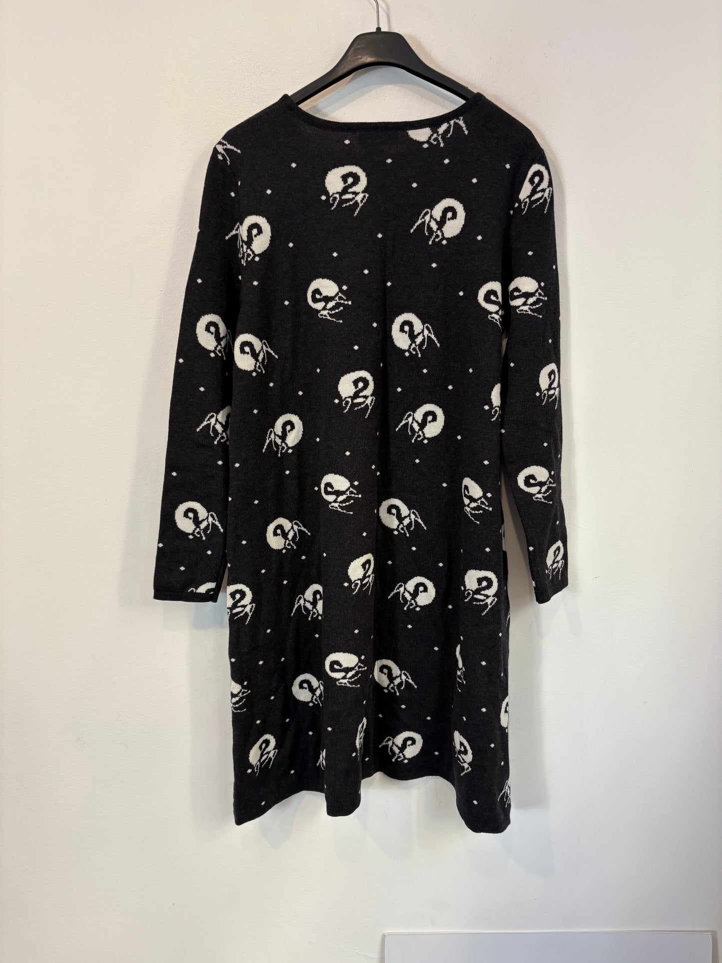 CARMELA CARAMELA. Vestido merino  dibujos