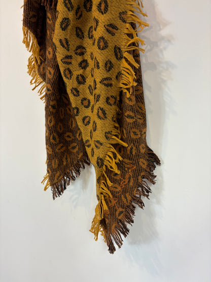 BIMBA Y LOLA. Bufanda estampada con lana