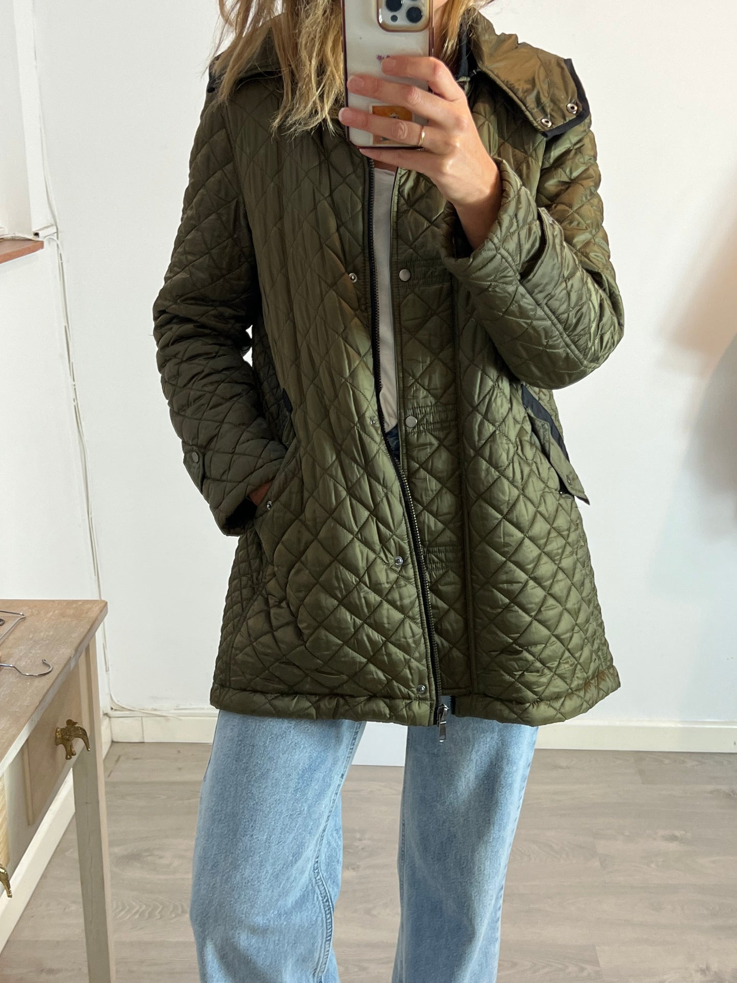 ZARA. Lightweight green quilted jacket. Size XL (M)