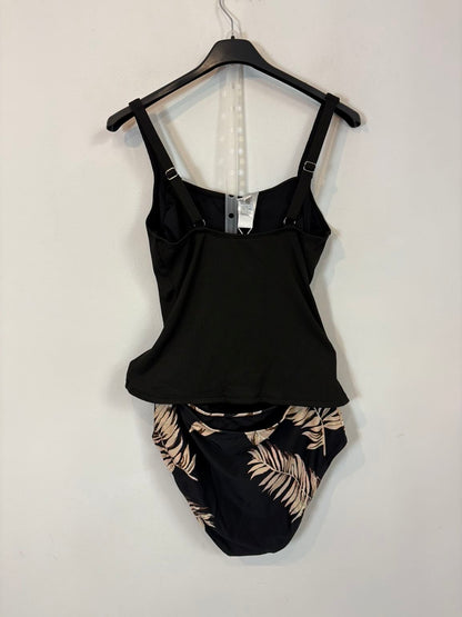 CUPSHE. Conjunto dos piezas baño