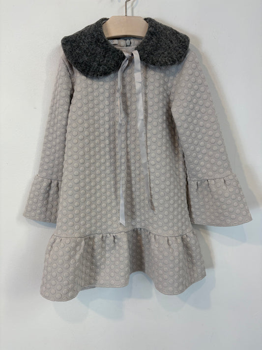 GOCCO. Vestido niña gris claro textura. T 5 años