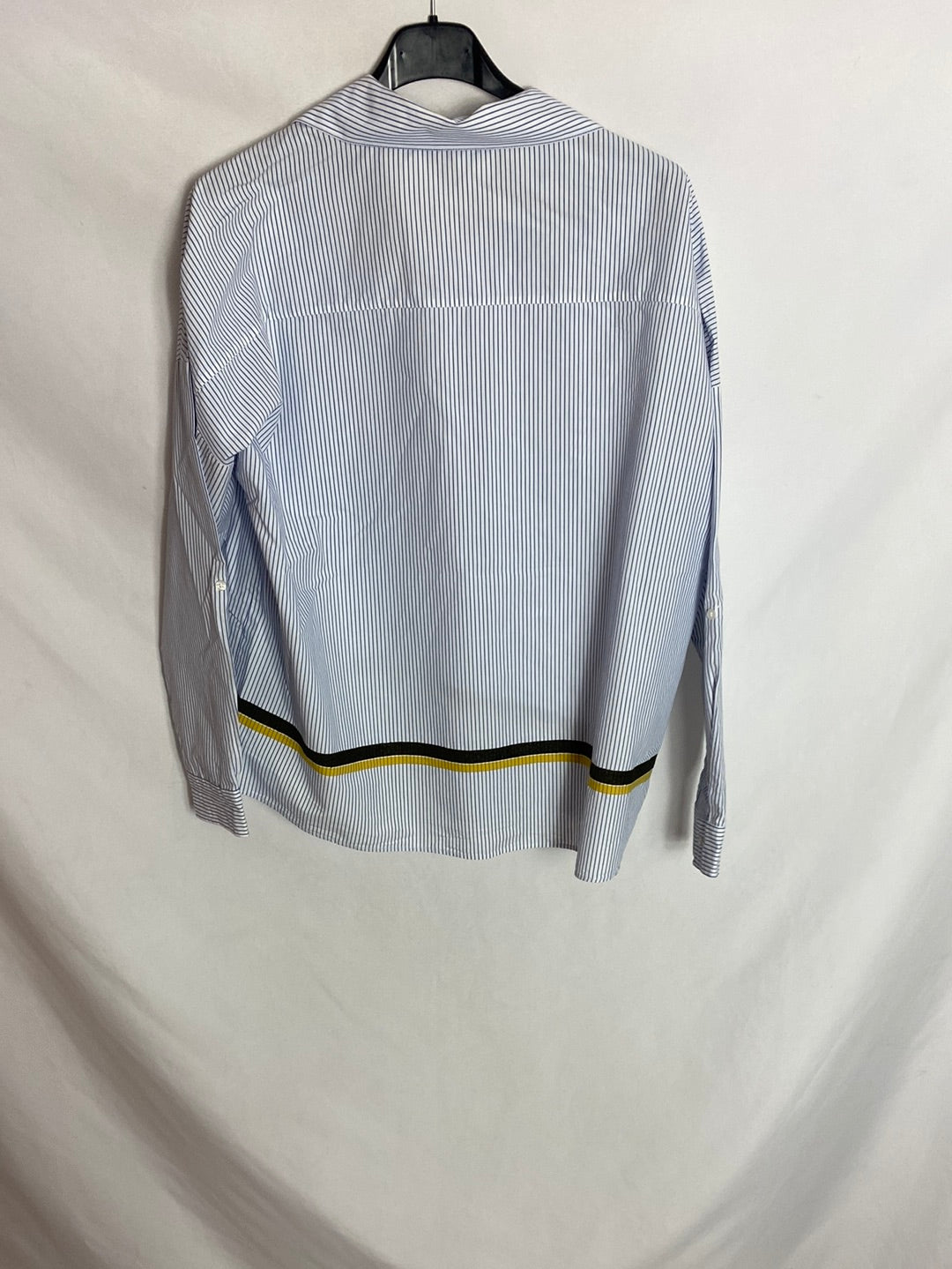 ZARA. Blusa rayas azul y blanco T.s
