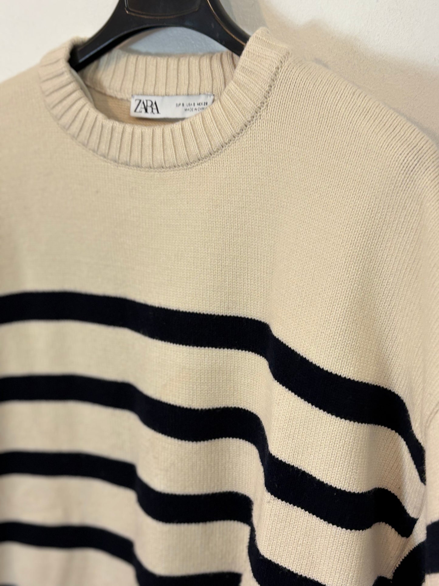 ZARA. Dark blue striped sweater, TS