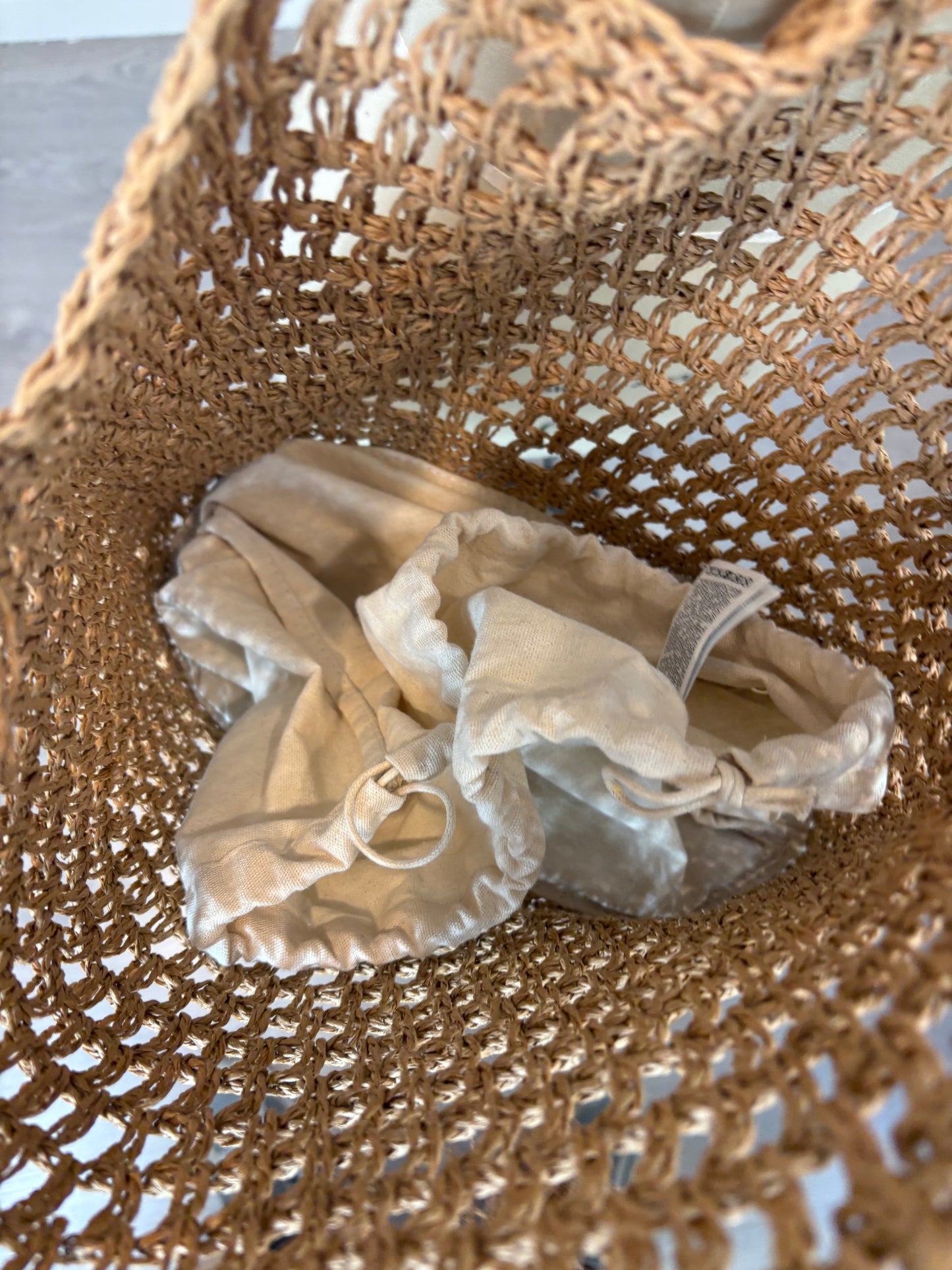 SFERA. Bolso hombro tostado