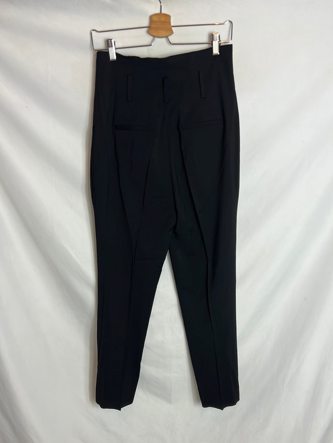 BA&amp;SH. Black pleated trousers. Size 2(M)