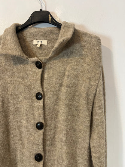 AMEÉ. Sleeveless fringed sweater S.(s)