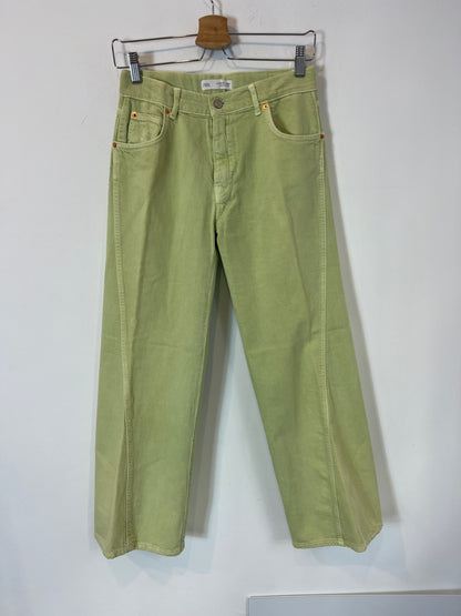 ZARA. Light green denim with stitching detail. Size 13-14 years (XS/S)