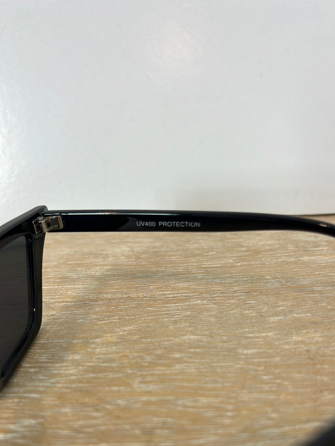 OTRAS. Gafas de sol negras ojo de gato