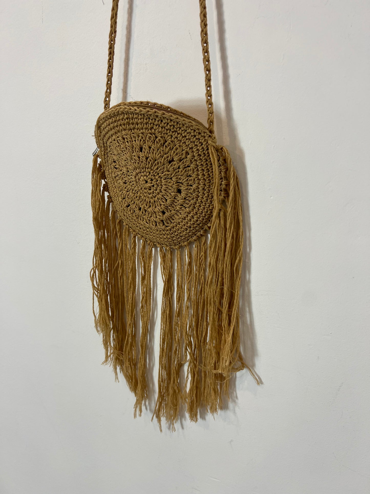 OTHERS. Round crochet bag