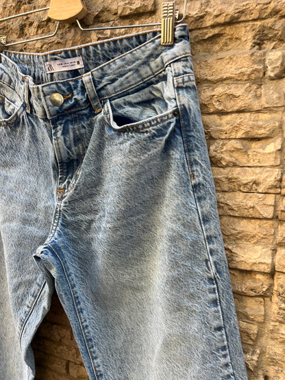 ZARA. Denim recto claro. T 36