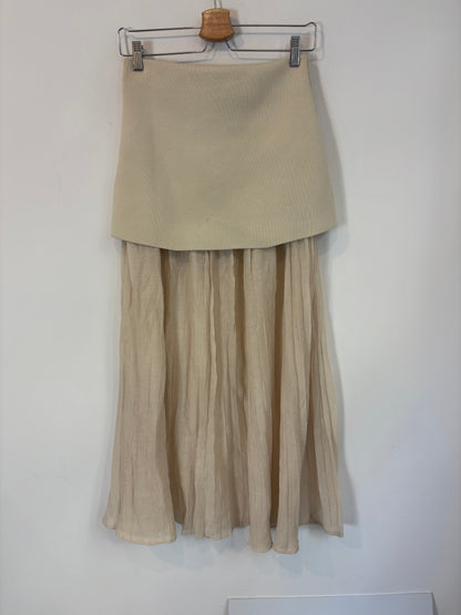 ZARA. Falda midi beige doble textura. T S