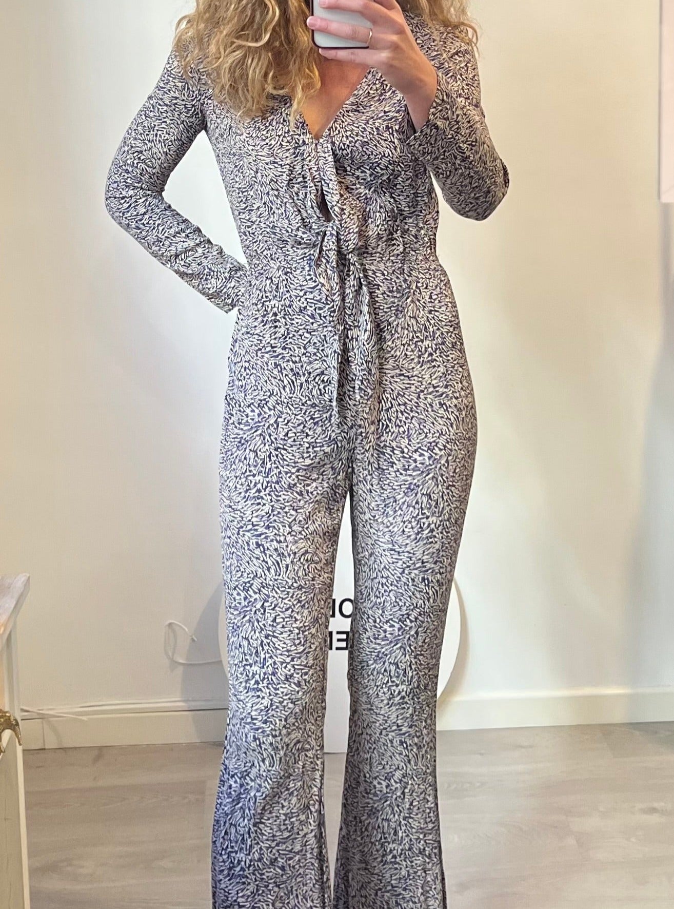 ZARA. Long flowing printed jumpsuit with bow. TS