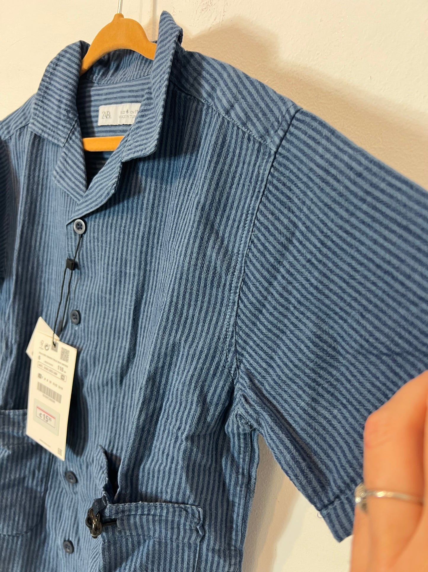 ZARA. Camisa niño rayas. T 6 años