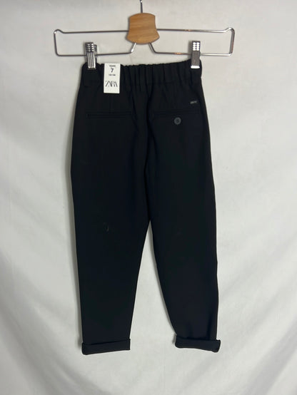 ZARA. Black chino-style fleece trousers. Size 7 years.