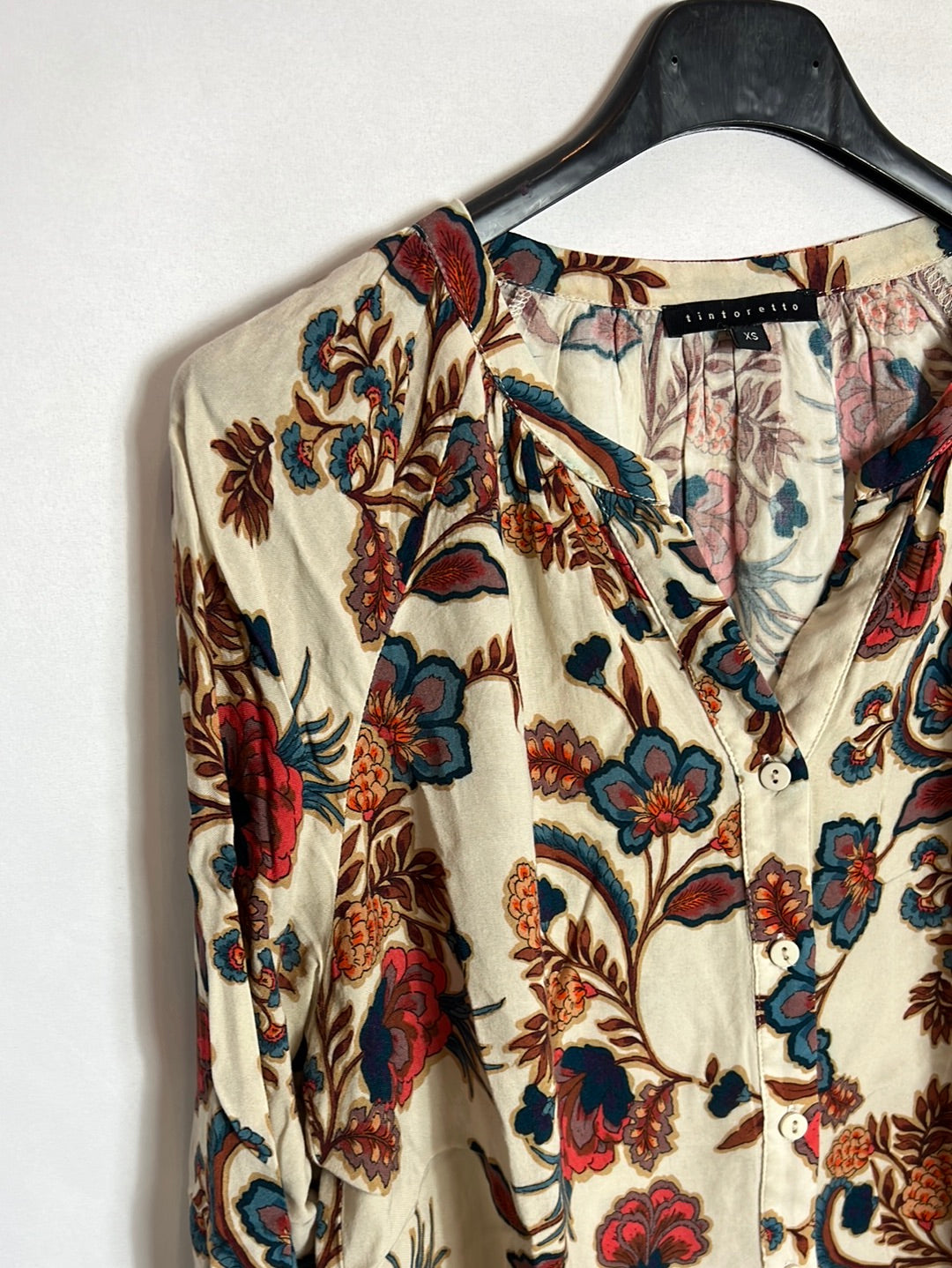 TINTORETTO. Beige flower blouse Txs