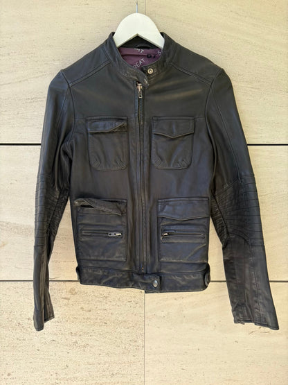 GREAT by SANDIE PARIS. Chaqueta piel bolsilllos