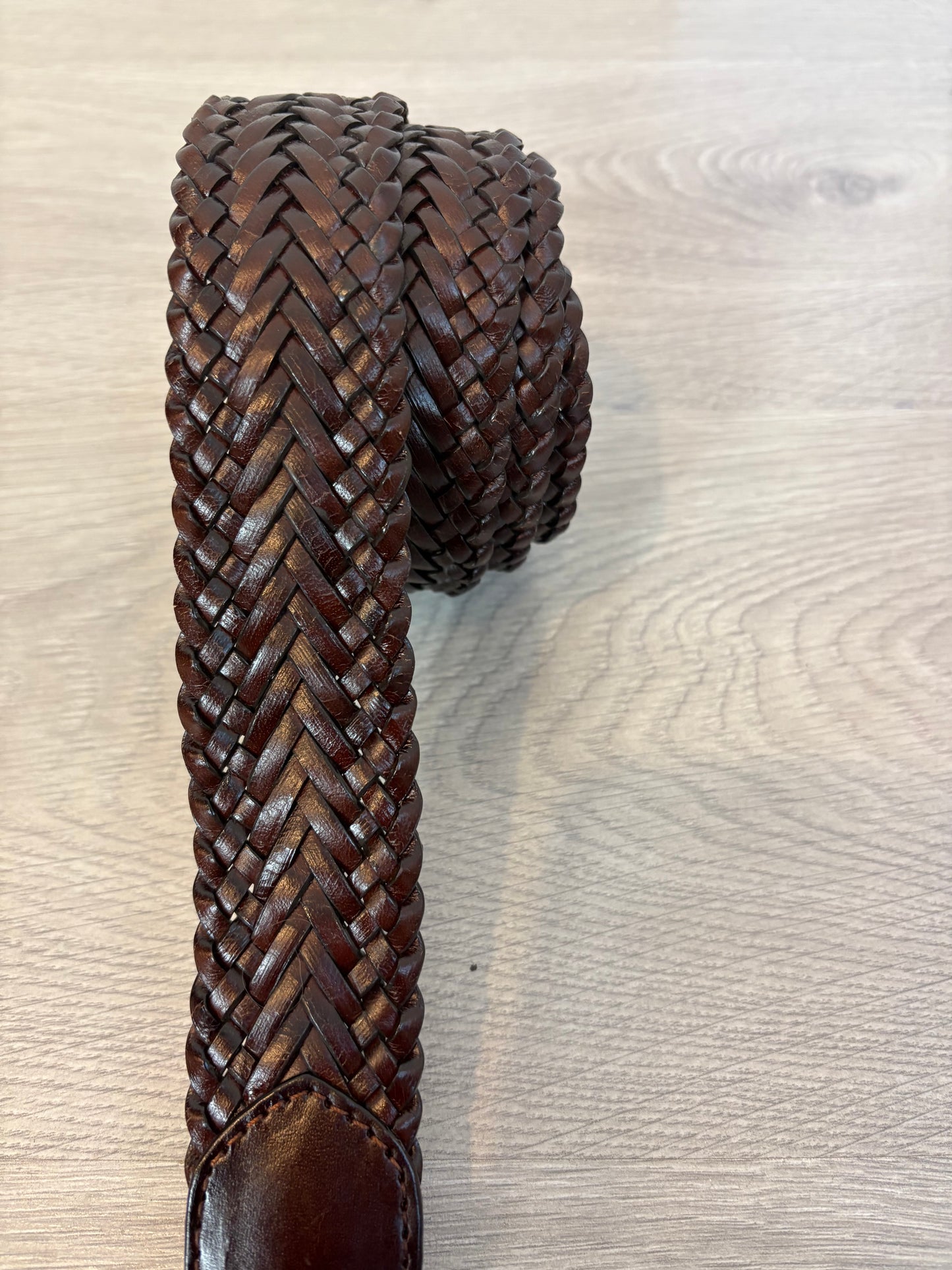 LLOYD’S. Cinturón marrón piel trenzado