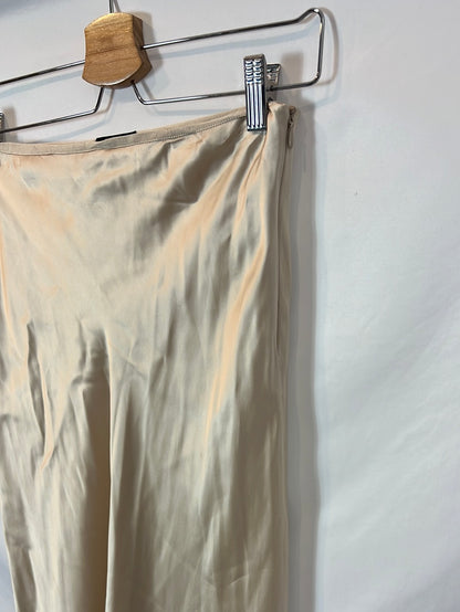 MASSIMO DUTTI. falda beige satinada T.xs