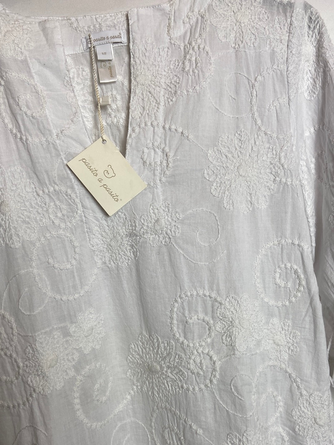 STEP BY STEP. Embroidered white dress. Size 12 years