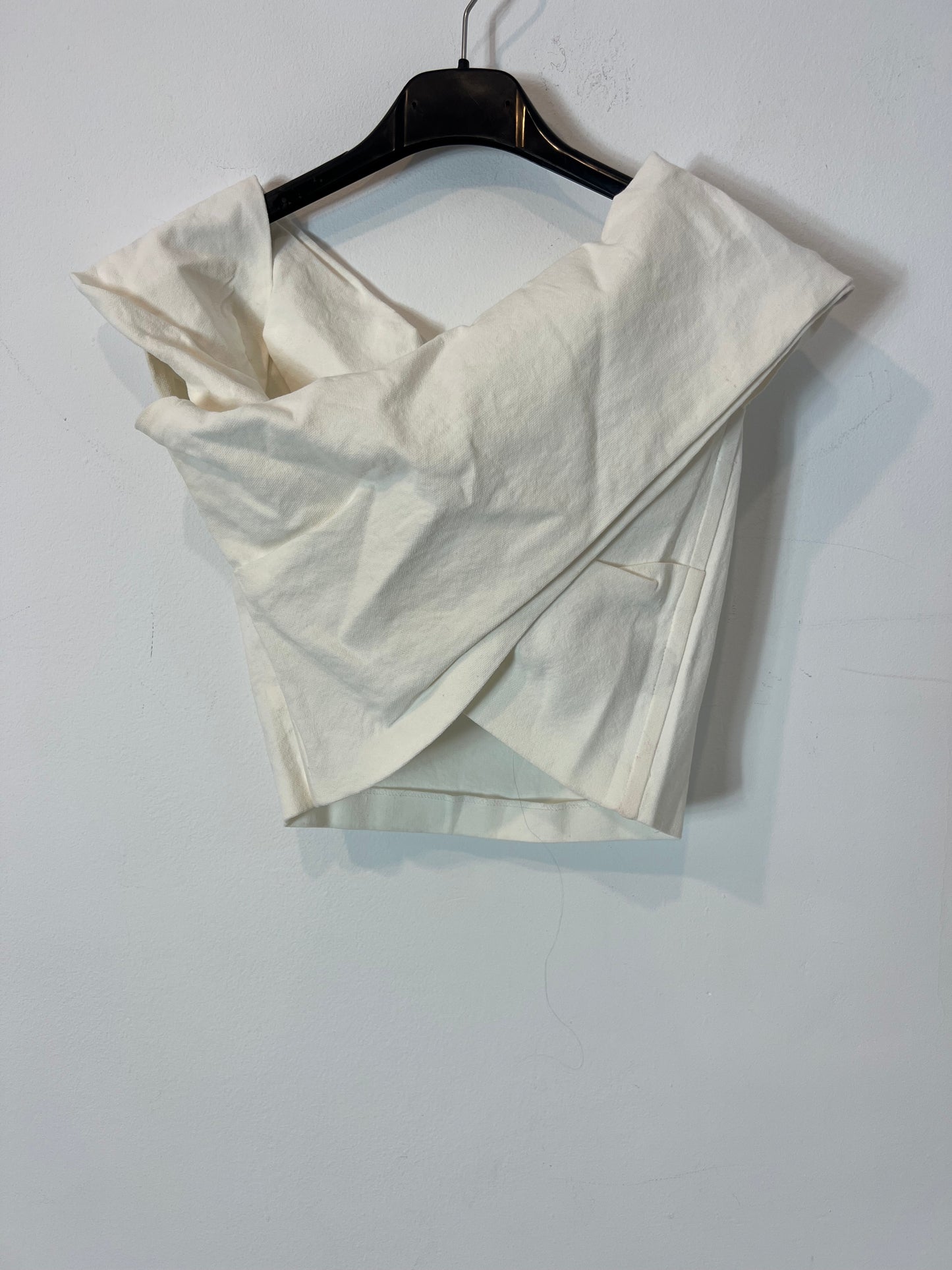 CORTANA. Top cruzado semi elástico. T 40 (S/M)