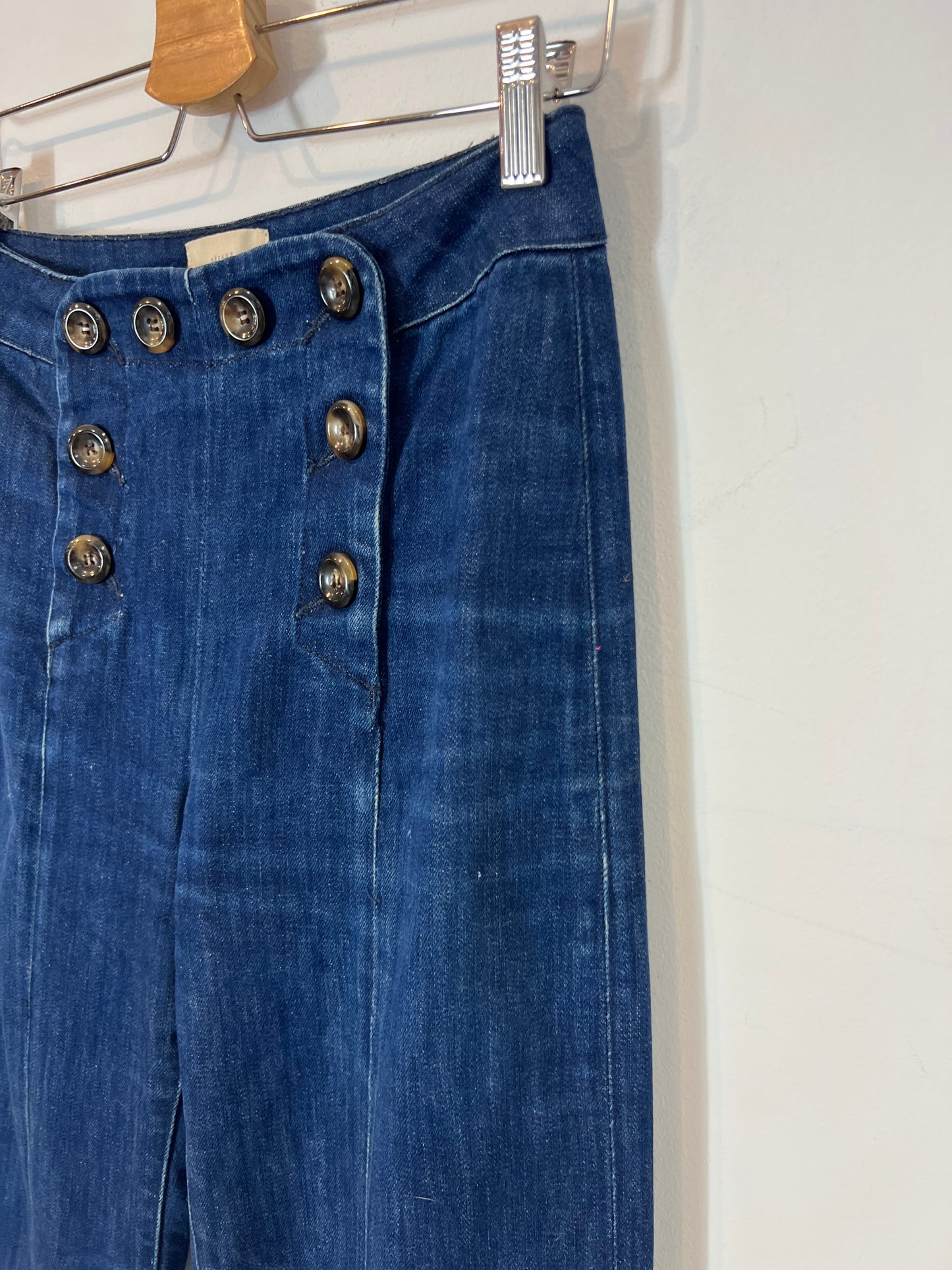 SEZANE. Pantalón ancho denim botones T.36
