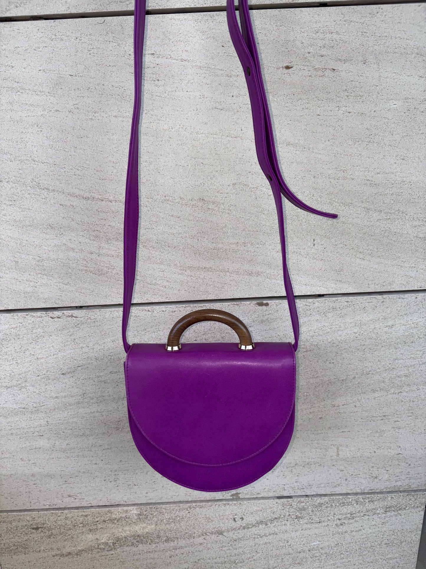 BAKARI. Bolso piel malva