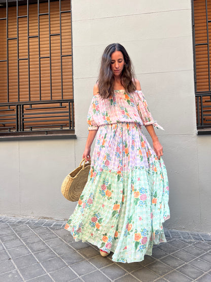 JOT. Vestido largo vaporoso estampado hombros