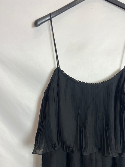 ZARA. Short black dress with ruffles. TL