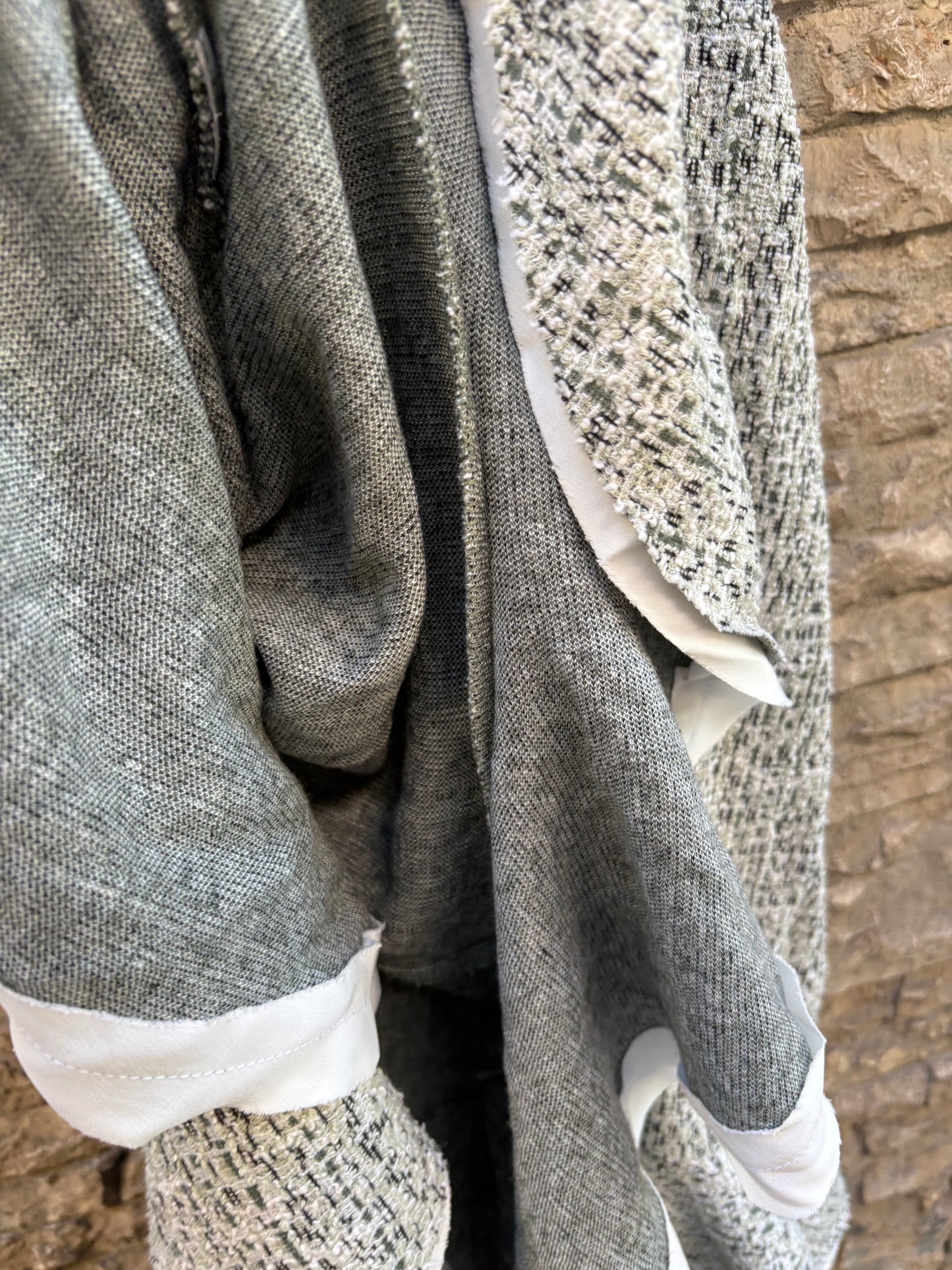 ZARA. Vestido fluido tweed