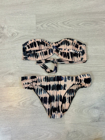 TCN. Bikini estampado rosa empolvado