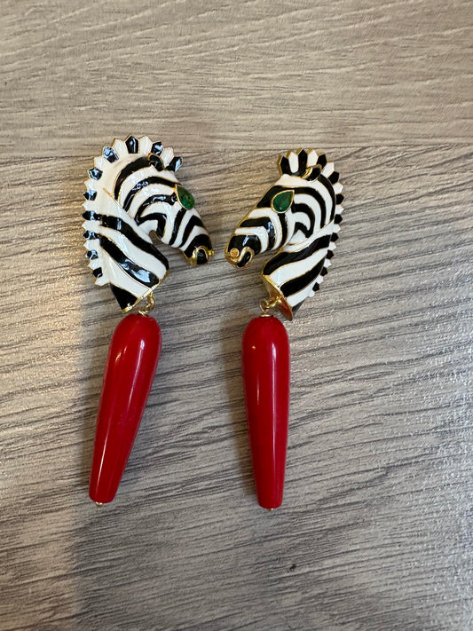 OTRAS. Pendientes cebra colgante