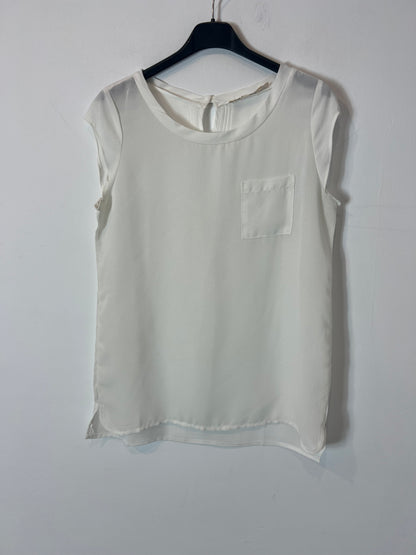 OTRAS. Top blanco fluido. T 38